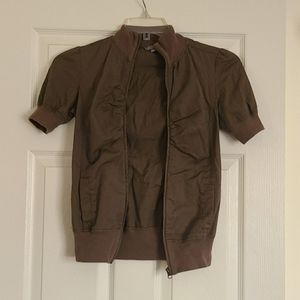 Short sleeved jacket